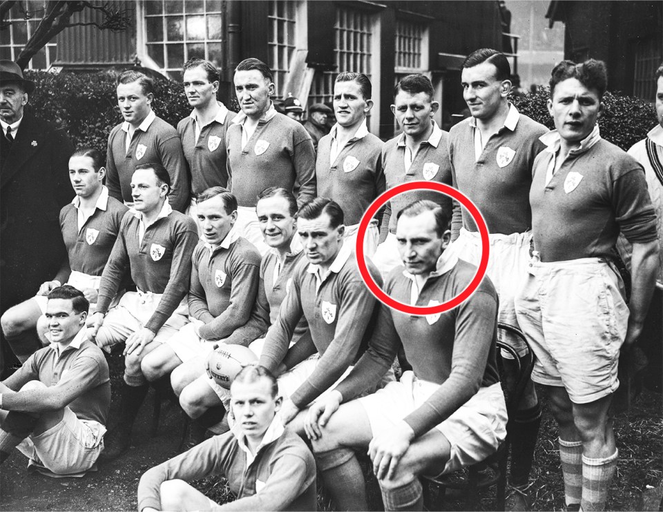 a black and white photo of a soccer team