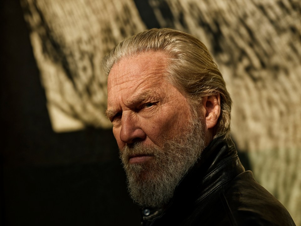 Jeff Bridges as Dan Chase in The Old Man.