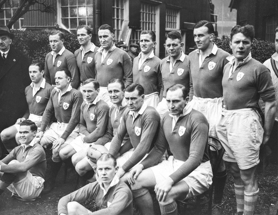 The Ireland rugby team before their 12-3 victory over Scotland in 1939.  Paddy Mayne is seated on the right.
