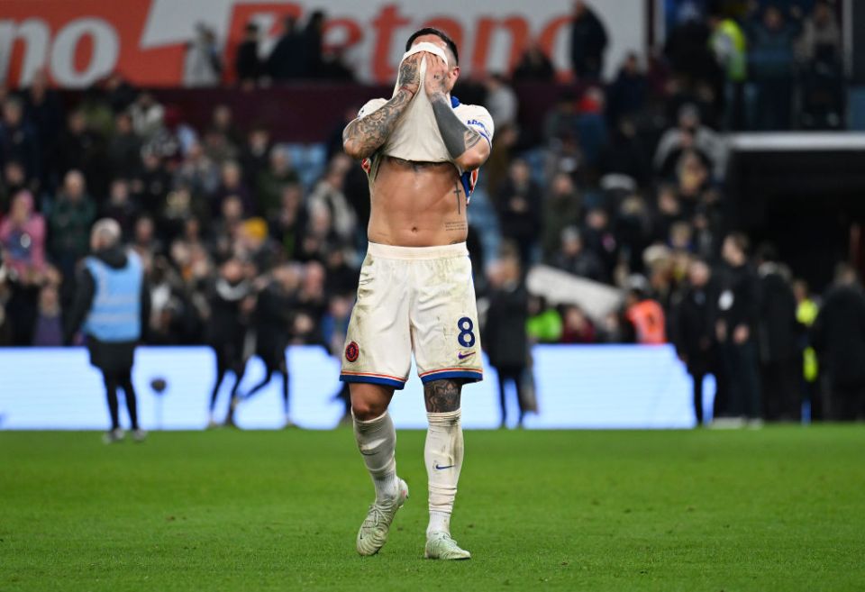 BIRMINGHAM, ENGLAND - FEBRUARY 22: Enzo Fernandez of Chelsea shows dejection following the Premier League match between Aston Villa FC and Chelsea FC at Villa Park on February 22, 2025 in Birmingham, England. (Photo by Darren Walsh/Chelsea FC via Getty Images)
