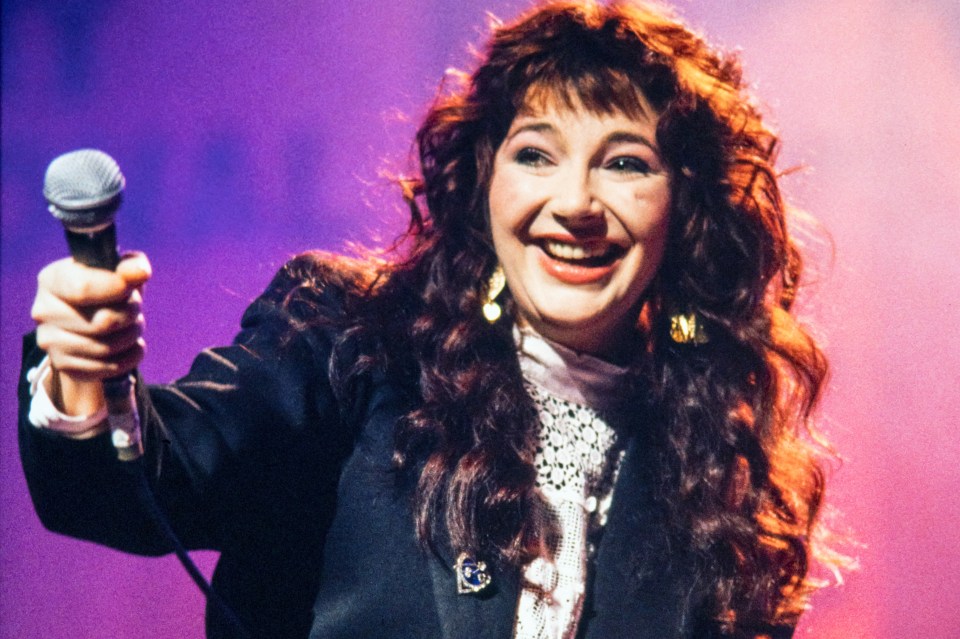 Musician Kate Bush promoting her new album ‘Hounds of Love’ at London Planetarium, September 9th 1985. (Photo by Dave Hogan/Getty Images)