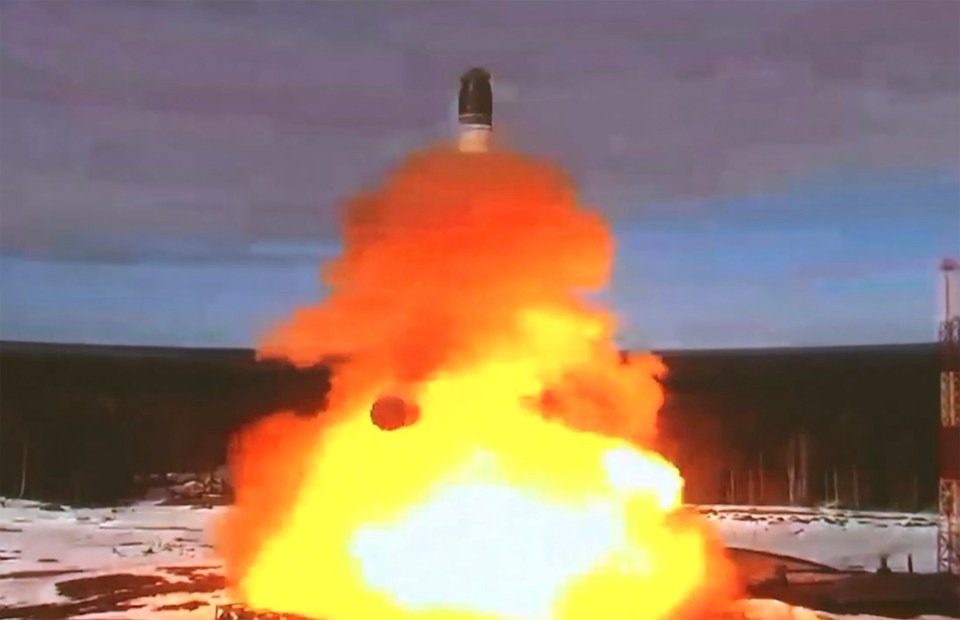 Launch of a Russian Sarmat missile.