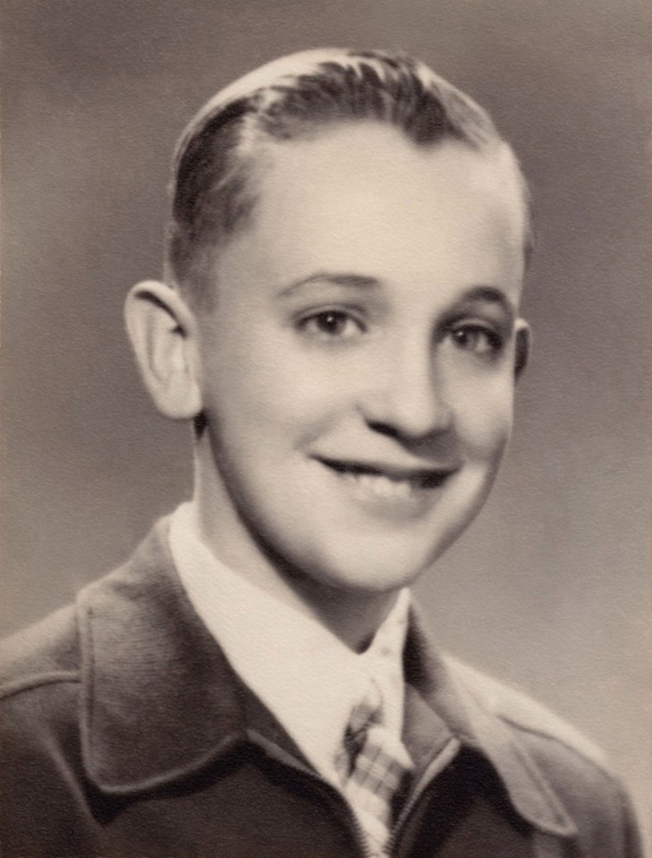 Black and white portrait of a young Jorge Mario Bergoglio.