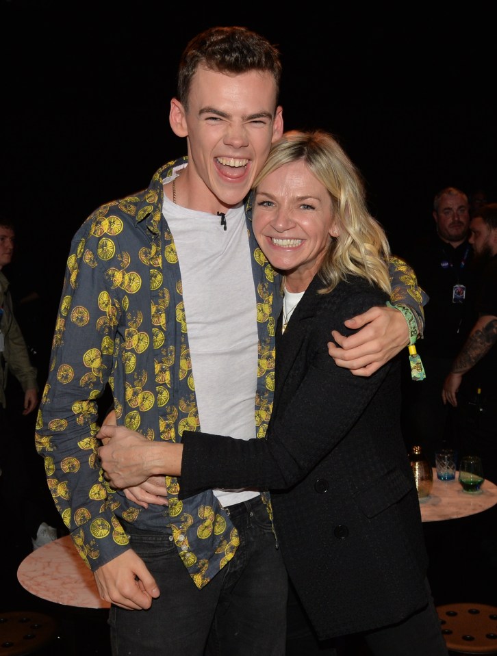 Finalist Woody Cook with his mother, Zoe Ball, following the live final of the second series of Channel 4's The Circle, in Salford, Manchester. ... 18-10-2019 ... Photo by: Peter Powell/PA Wire.URN:47517447