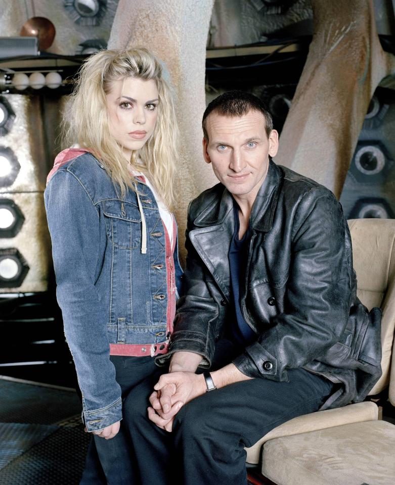 Billie Piper and Christopher Eccleston in Doctor Who.