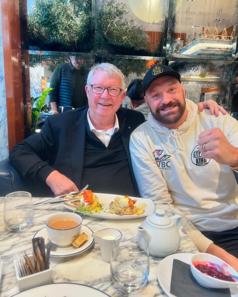 Sir Alex Ferguson and Tyson Fury having breakfast together.