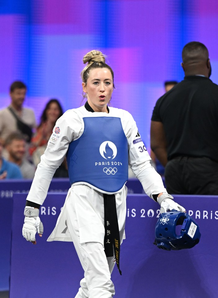A female taekwondo athlete at the Paris 2024 Olympics.