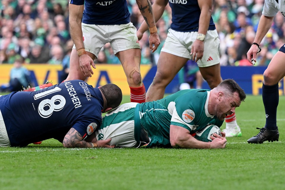 DUBLIN, IRELAND - MARCH 08: Cian Healy of Ireland scores his team's second try during the Guinness Six Nations 2025 match between Ireland and France at the Aviva Stadium on March 08, 2025 in Dublin, Ireland. (Photo by Charles McQuillan/Getty Images)