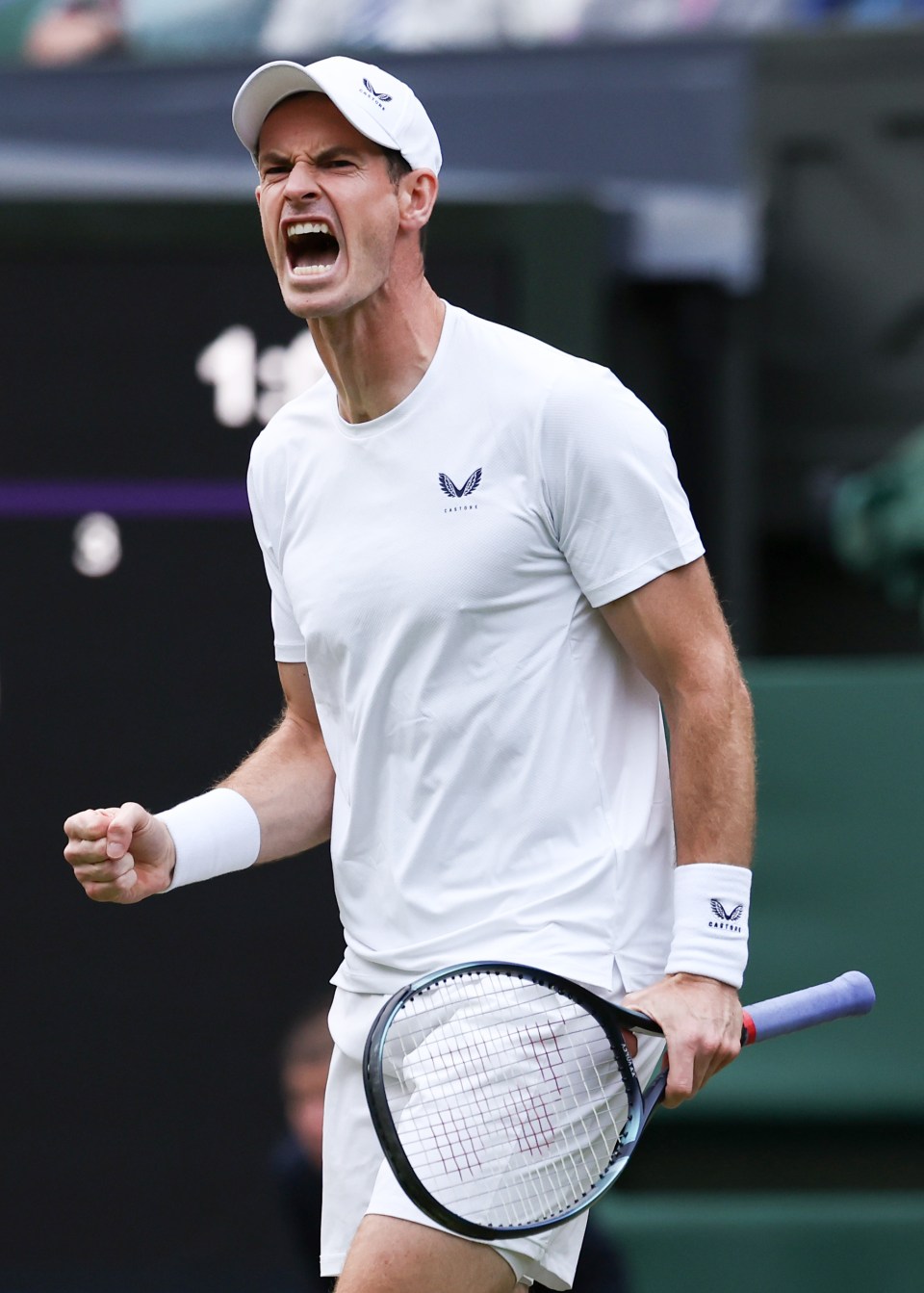 Andy Murray celebrating a tennis match victory.