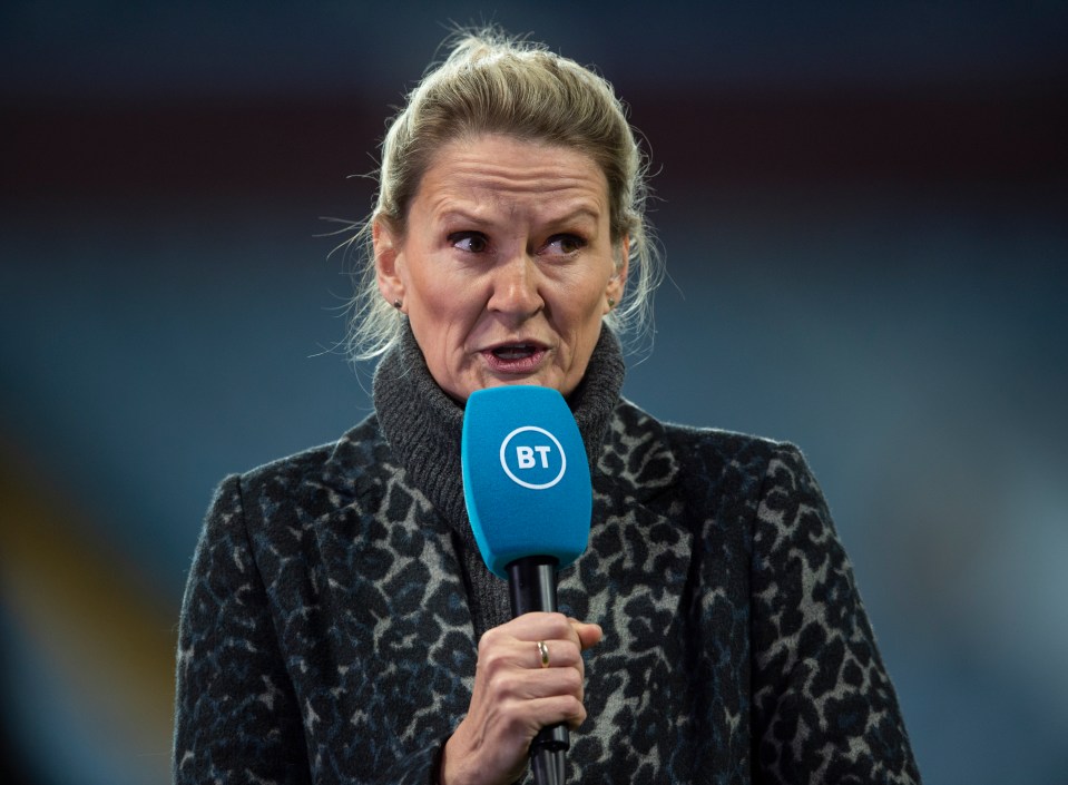 BT Sport commentator Lucy Ward speaking into a microphone.
