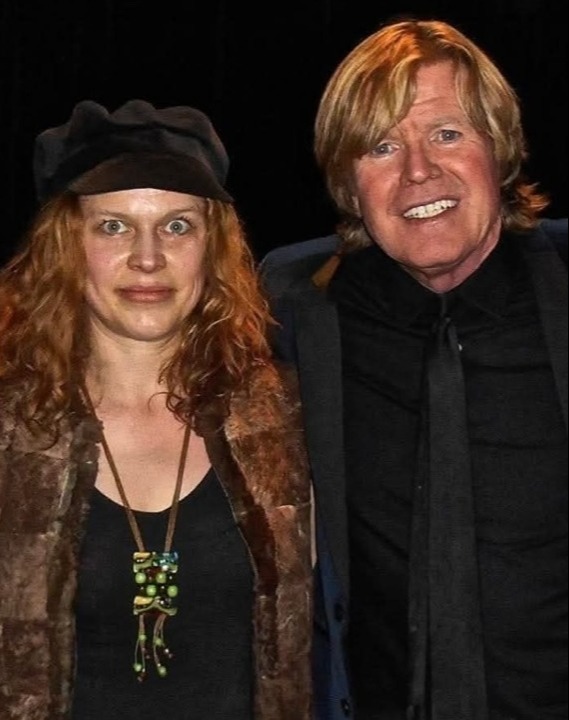 Kirsten Zuk and Peter Noone.