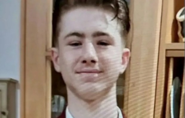 Headshot of a young man.