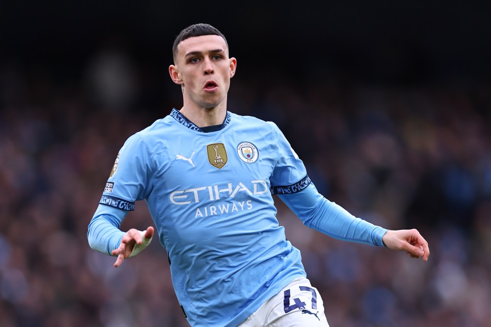 Phil Foden of Manchester City playing in a Premier League match.