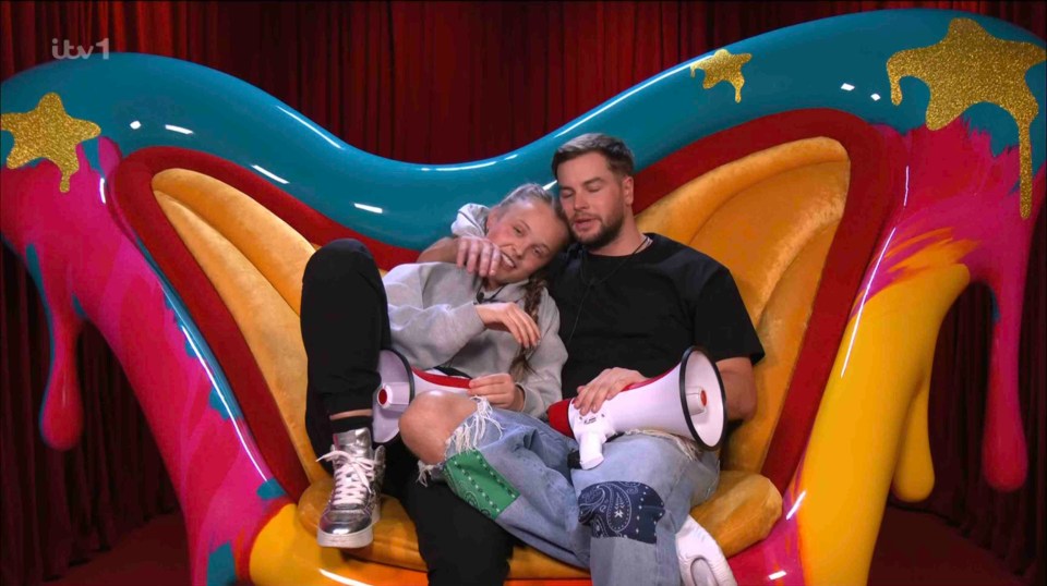 JoJo Siwa and Chris Hughes in the diary room.