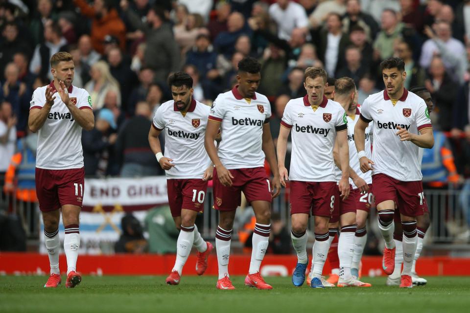 West Ham United players on the field.