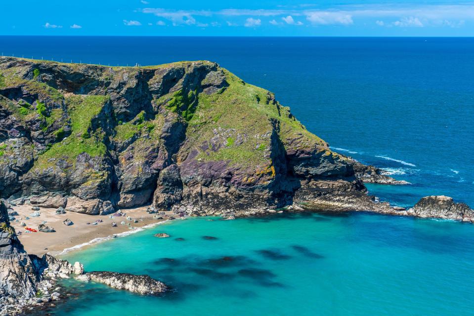 2AKBTMF Path walk from Port Isaac to Port Quin, Cornwall, England, United KIngdom, Europe