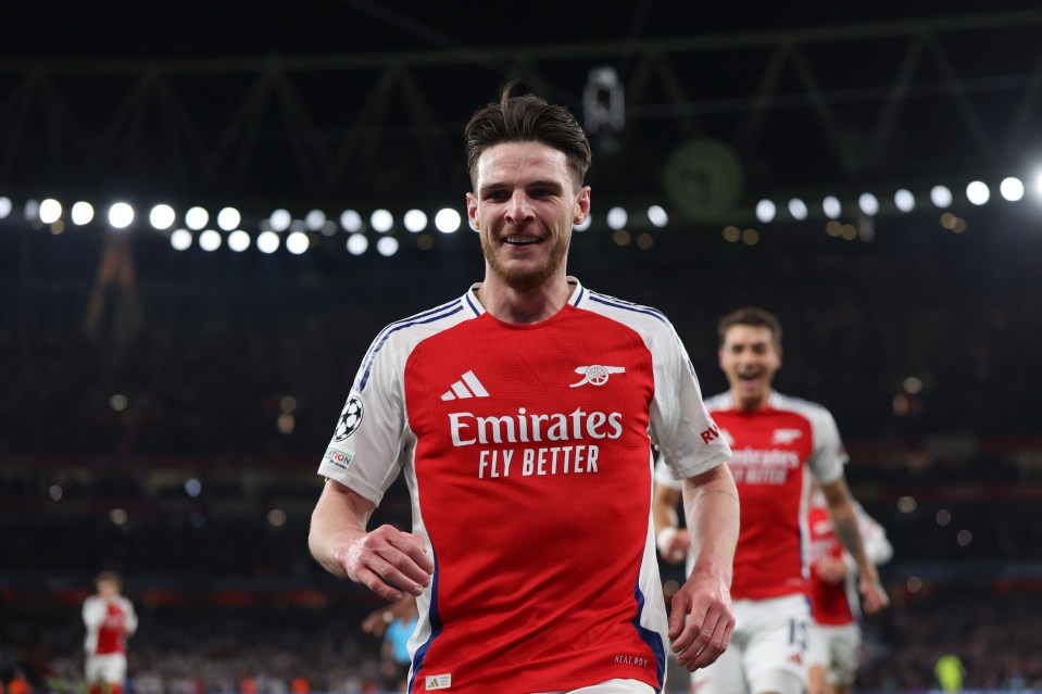 LONDON, ENGLAND - APRIL 8: Declan Rice of Arsenal celebrates after scoring a goal to make it 2-0 during the UEFA Champions League 2024/25 Quarter Final First Leg match between Arsenal FC and Real Madrid C.F. at Arsenal Stadium on April 8, 2025 in London, England. (Photo by Catherine Ivill - AMA/Getty Images)