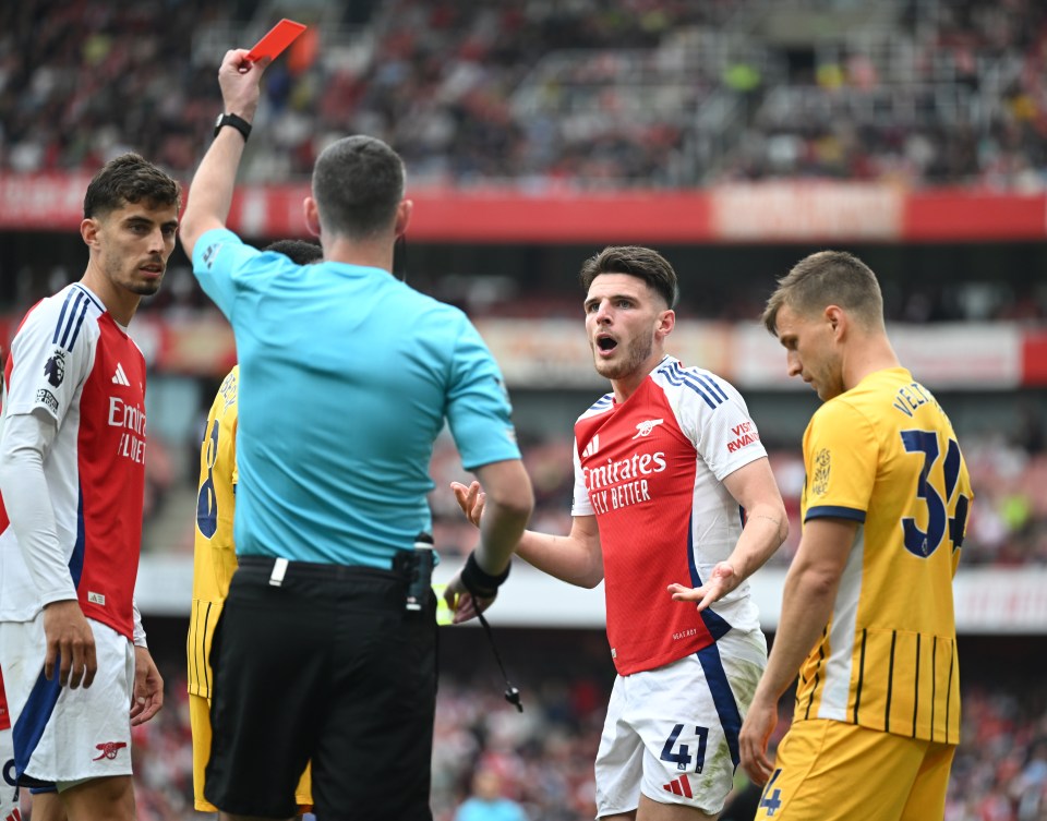 Tweet showing Arsenal received the highest percentage of 50-50 decisions in the Premier League.