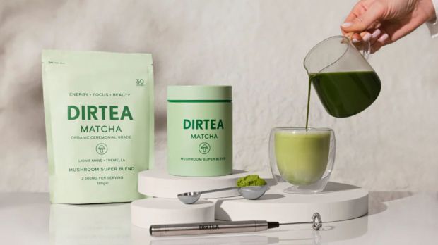 Dirtea matcha being prepared.