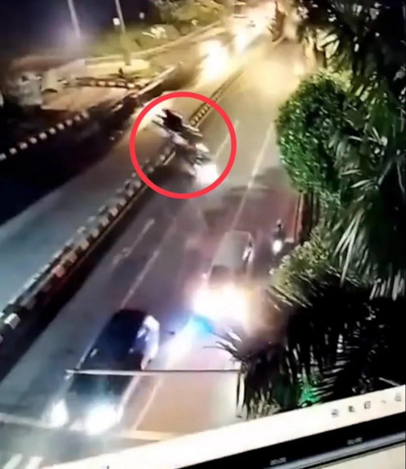 CCTV footage of a car falling from an unfinished bridge.