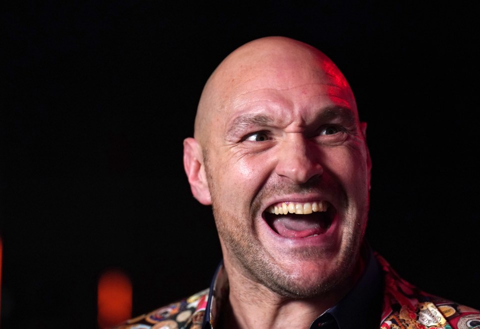 Close-up photo of Tyson Fury shouting.