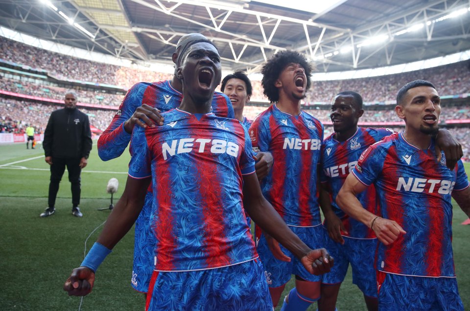 Crystal Palace players celebrating a goal.