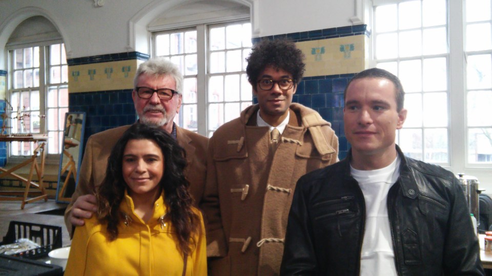 Group photo of Edward Oldfield with Richard Ayoade and other product reviewers.