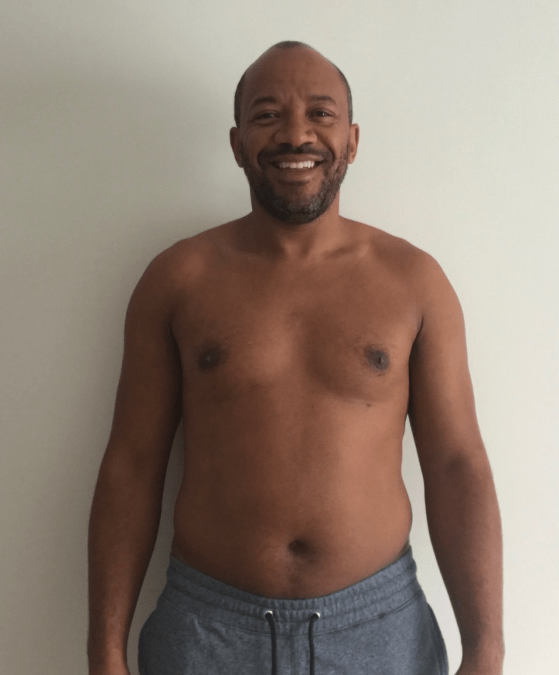 Craig Rowe showing off his body transformation.