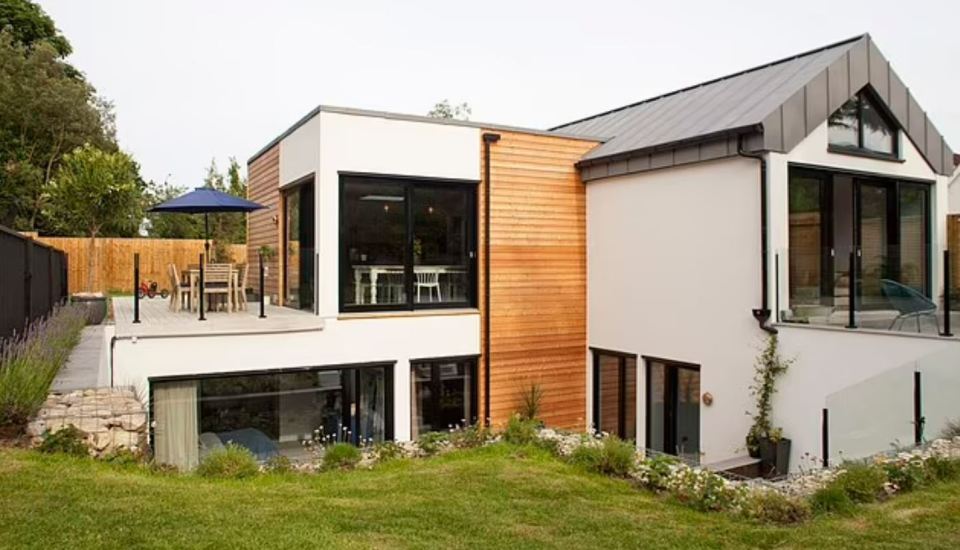 Allergy-proof house with a deck and patio.