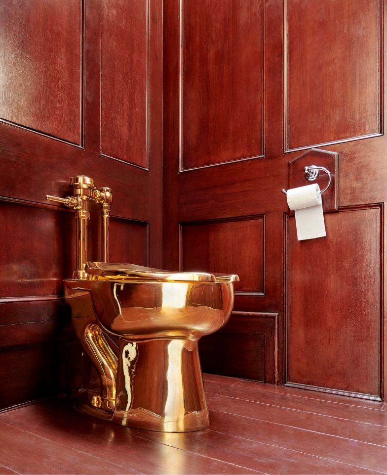 Solid gold toilet stolen from Blenheim Palace.
