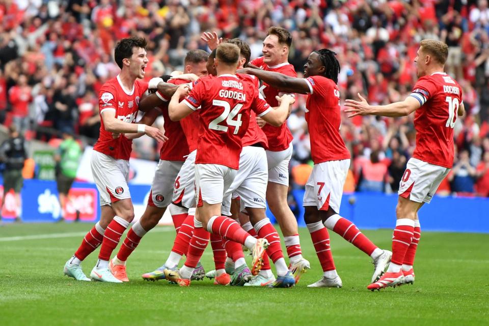 Charlton Athletic players celebrating a goal.