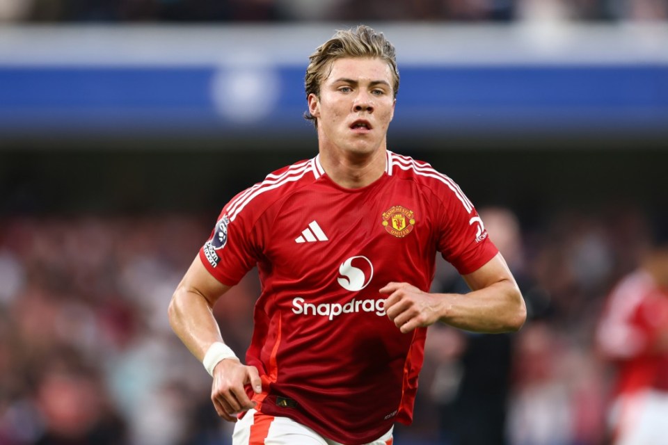LONDON, ENGLAND - MAY 16: Rasmus Hojlund of Manchester United during the Premier League match between Chelsea FC and Manchester United FC at Stamford Bridge on May 16, 2025 in London, England. (Photo by Jacques Feeney/Offside/Offside via Getty Images)