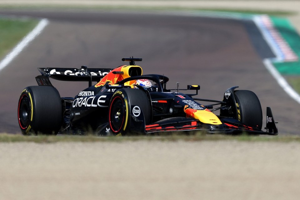 IMOLA, ITALY - MAY 18: Max Verstappen of the Netherlands driving the (1) Oracle Red Bull Racing RB21 on track during the F1 Grand Prix of Emilia-Romagna at Autodromo Internazionale Enzo e Dino Ferrari on May 18, 2025 in Imola, Italy. (Photo by Ryan Pierse/Getty Images)