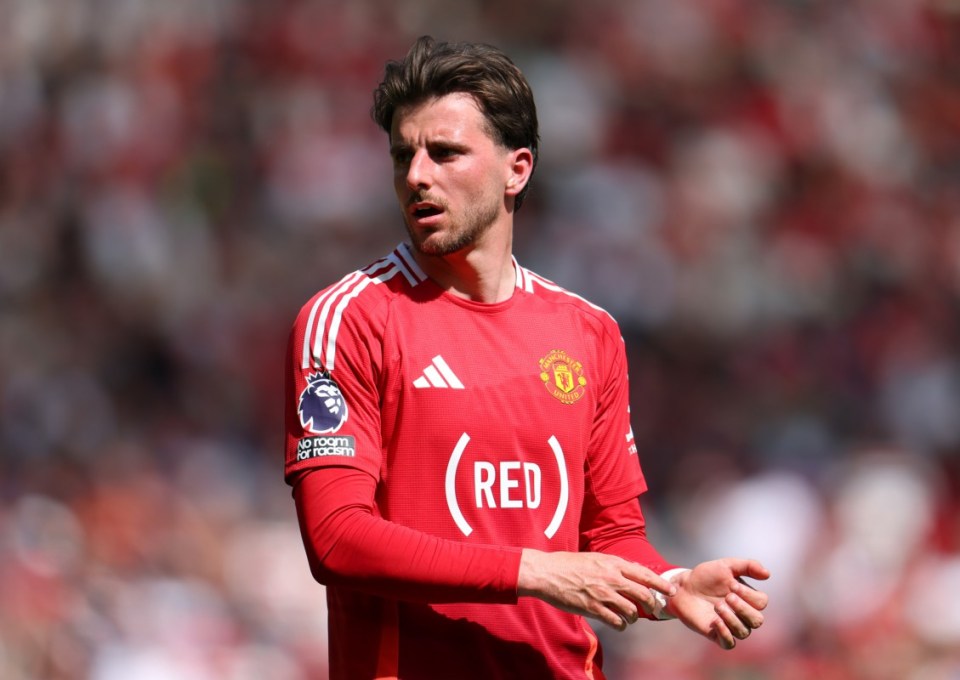 MANCHESTER, ENGLAND - MAY 11: Mason Mount of Manchester United looks on during the Premier League match between Manchester United FC and West Ham United FC at Old Trafford on May 11, 2025 in Manchester, England. (Photo by Molly Darlington/Copa/Getty Images)