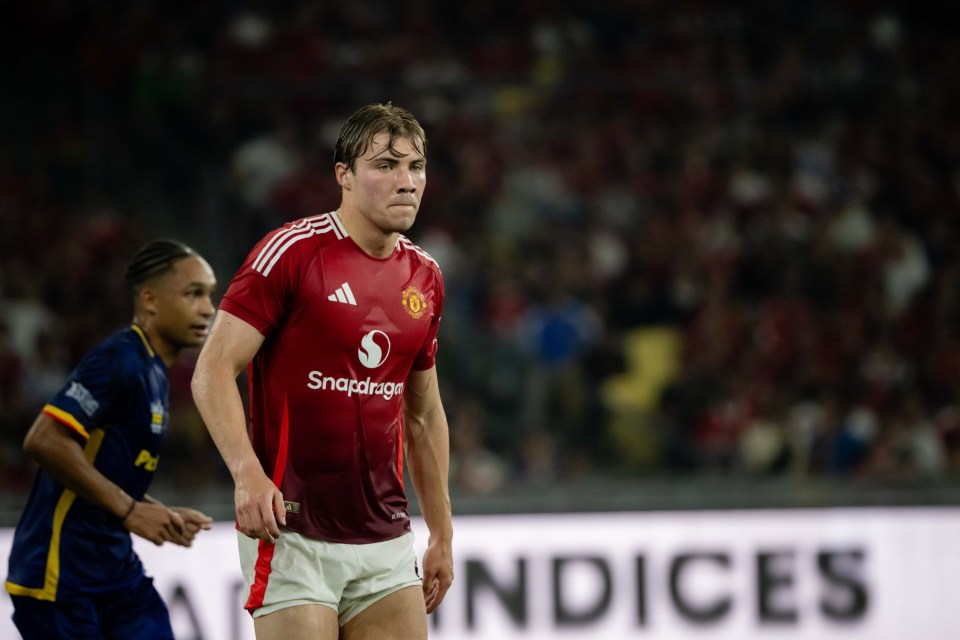 KUALA LUMPUR, MALAYSIA - MAY 28: Rasmus Hojlund of Manchester United in action during the match between Manchester United and ASEAN All Stars at Bukit Jalil National Stadium on May 28, 2025 in Kuala Lumpur, Malaysia. (Photo by Ash Donelon/Manchester United via Getty Images)