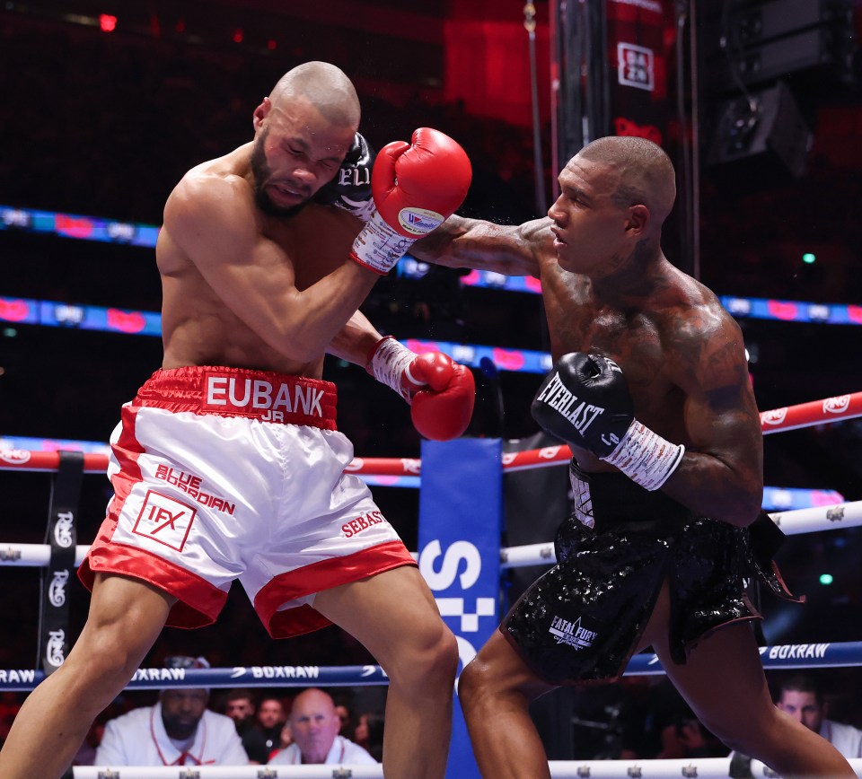 Chris Eubank Jr. and Conor Benn boxing.
