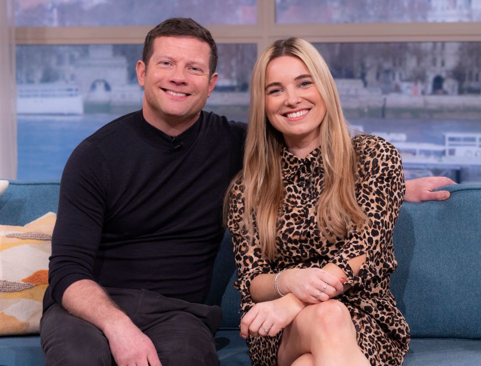Dermot O'Leary and Sian Welby sitting on a couch.