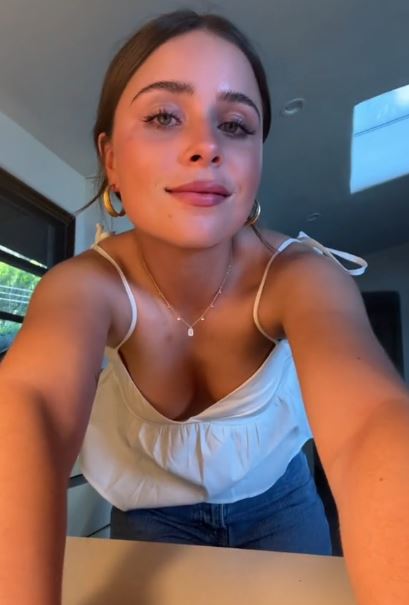 Stella Buckingham, daughter of Lindsey Buckingham.