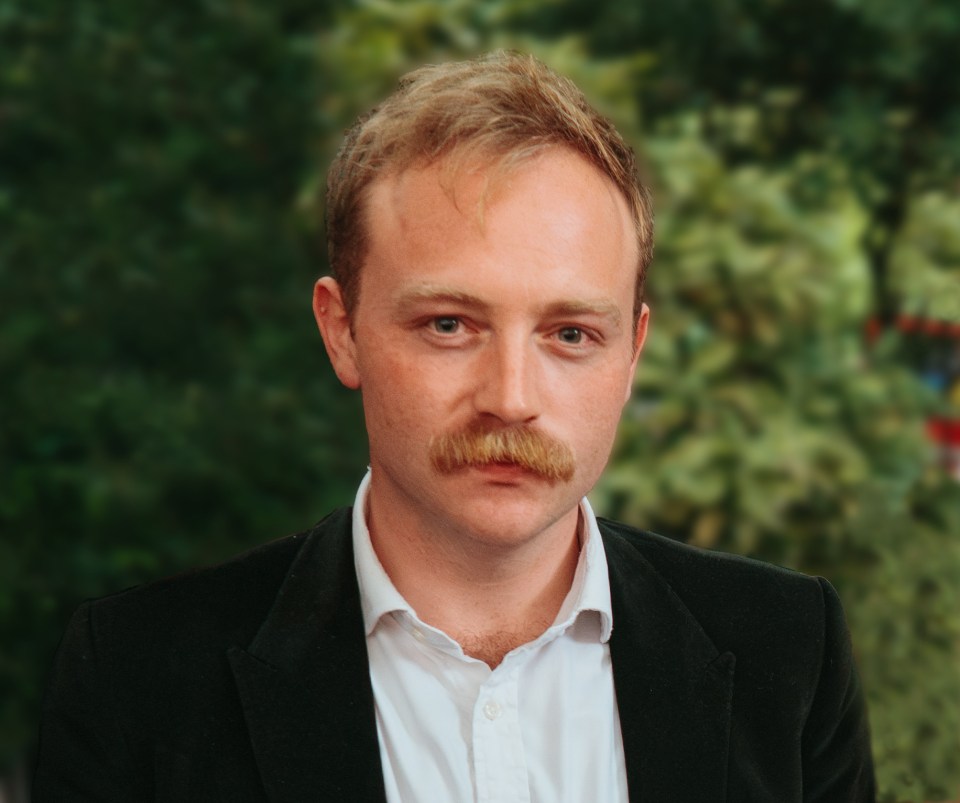 Portrait of Gus Carter.