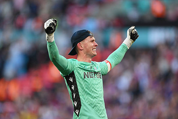 LONDON, ENGLAND - MAY 17: Dean Henderson of Crystal Palace celebrates victory following the Emirates FA Cup Final match between Crystal Palace and Manchester City at Wembley Stadium on May 17, 2025 in London, England. (Photo by Shaun Botterill/Getty Images)