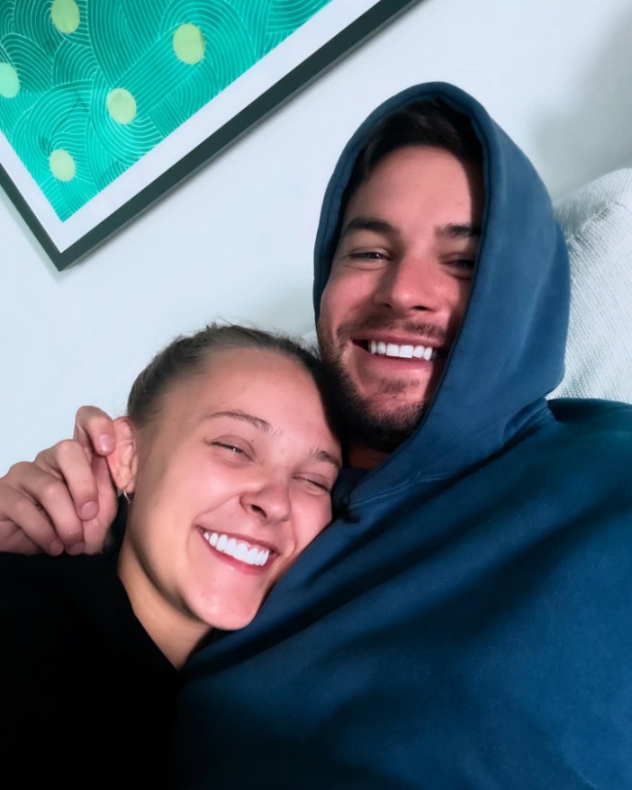 JoJo Siwa and Chris Hughes continue to spark relationship rumours in latest intimate snaps, http://www.instagram.com/itsjojosiwa/