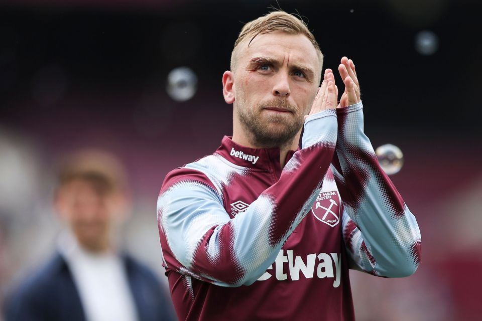 Jarrod Bowen of West Ham United thanking fans.