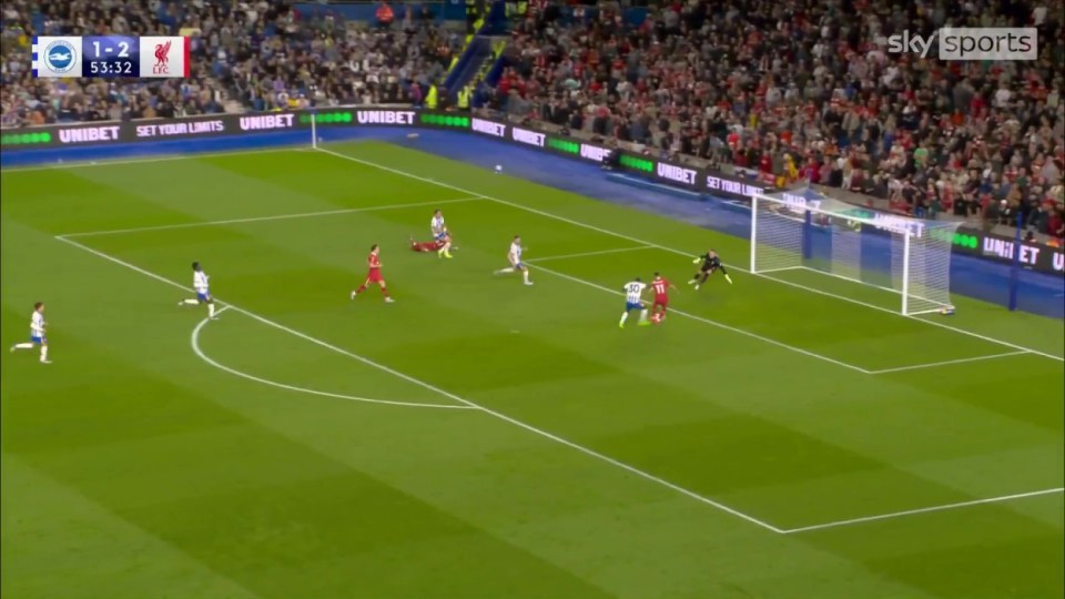 Mo Salah miss for Liverpool v Brighton, http://x.com/SkySportsPL/status/1924560158321004599