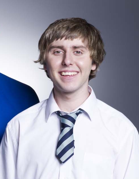 Headshot of Joe Thomas, portraying Simon in The Inbetweeners.
